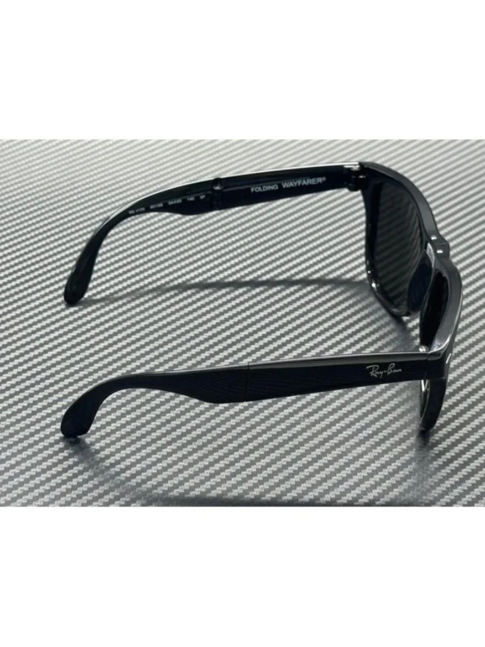 New Ray-Ban Men Black Sunglasses 54-20-140